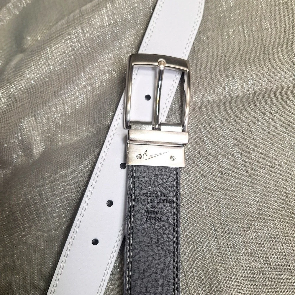 NIKE 34 Black White REVERSIBLE 100% Leather‎ Belt Blokecore Pebbled Stitch Golf